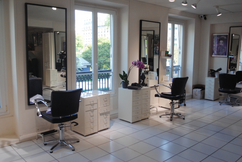 salon-coiffure-TARADEAU-min_floor-home-office-property-living-room-room-781228-pxhere.com